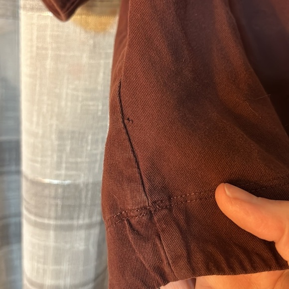 🤍Host Pick🤍 Wilfred Burgundy Casual Crop Tee - Picture 3 of 4